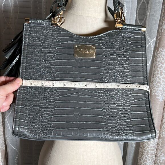 NWOT Bebe Los Angeles Grey Reptile Embossed Shoulder Bag - Picture 11 of 14
